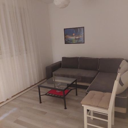 Apartman Ada Belgrad Exterior foto